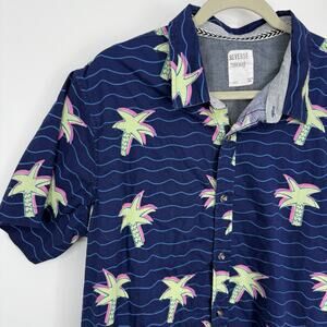 Reverse Threads Men Short Sleeve Hawaiian Shirt Size XL Palm Trees Button Up